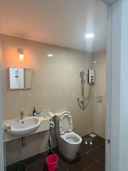 Condominium for Sale at Hijauan Saujana - Patricia Lee - Bathroom - PropertyGuru.com.my