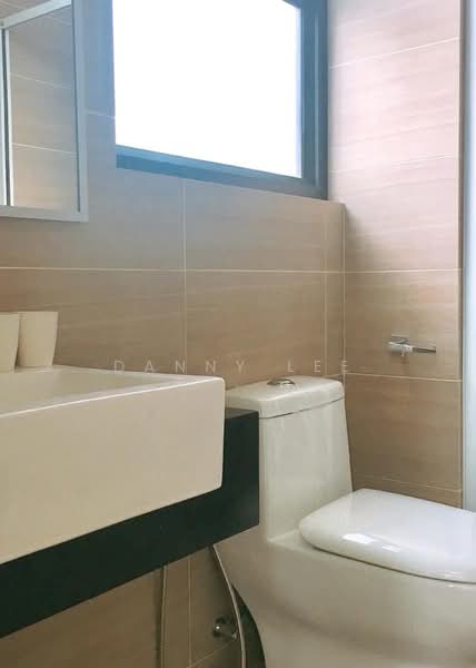 Service Residence for Sale at 28 Boulevard - Danny Lee - Bathroom - PropertyGuru.com.my