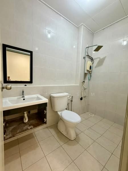 Rumah Teres 2-Tingkat untuk Disewa di Taman JP Perdana (Johor Bahru) - Jason Sim - Bathroom - PropertyGuru.com.my