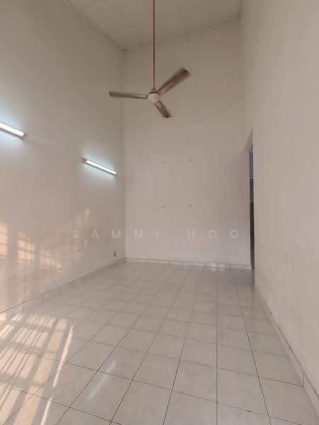 1-storey Terraced House for Sale in Taman Molek (Johor Bahru) - Sammi Hoo - Interior - PropertyGuru.com.my