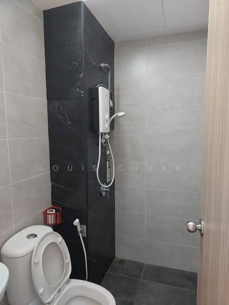 Condominium for Rent at QuayWest Residence - Louis Chuah - Bathroom - PropertyGuru.com.my