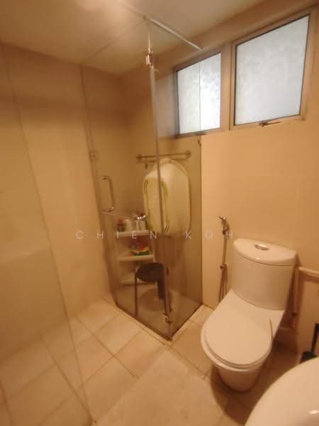 Kondominium untuk Disewa di Pantai Panorama Condominiums - Chien Koh - Bathroom - PropertyGuru.com.my