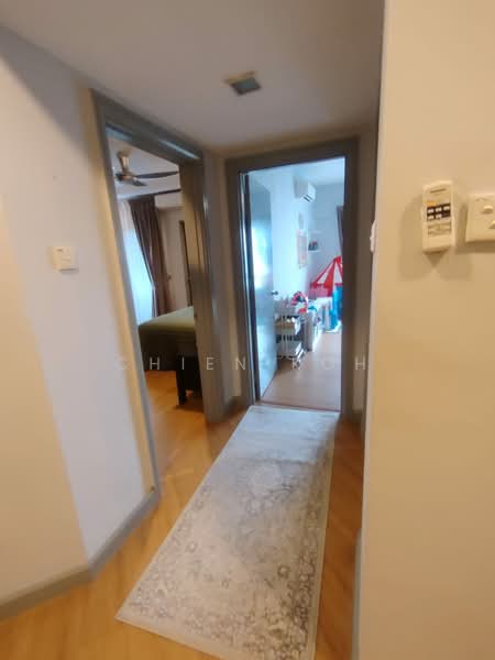 Kondominium untuk Disewa di Pantai Panorama Condominiums - Chien Koh - Corridor - PropertyGuru.com.my