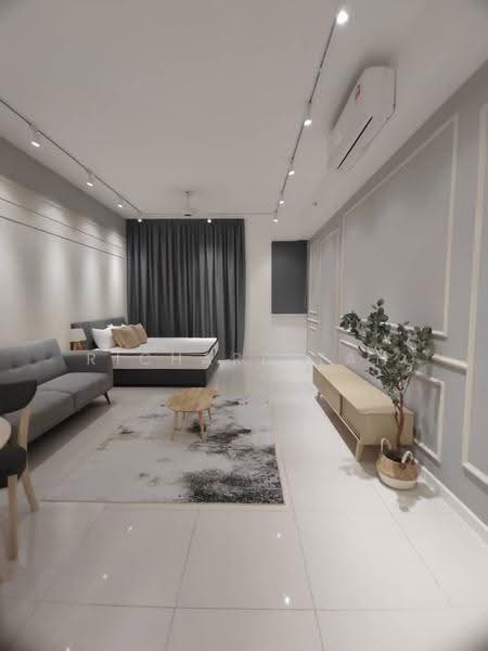 Kediaman Servis untuk Dijual di Chambers - Richard Tan - Living Room - PropertyGuru.com.my