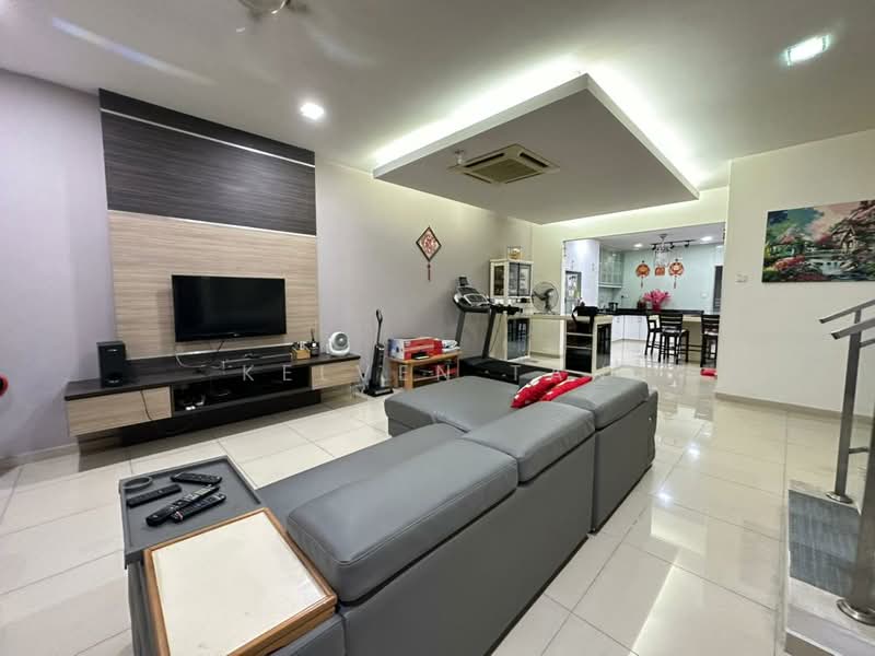 Semi-Detached House for Sale in Sutera Damansara (Damansara Damai) - Kelven Tan - Living Room - PropertyGuru.com.my
