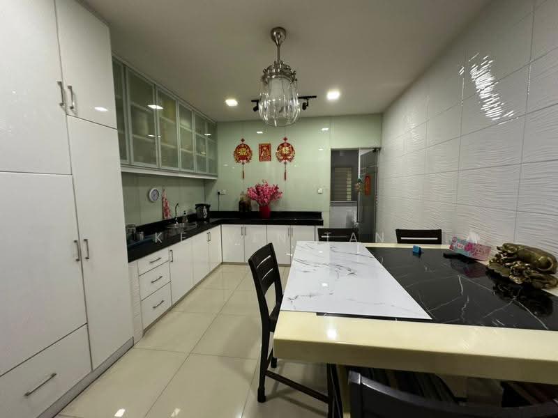 Semi-Detached House for Sale in Sutera Damansara (Damansara Damai) - Kelven Tan - Kitchen - PropertyGuru.com.my