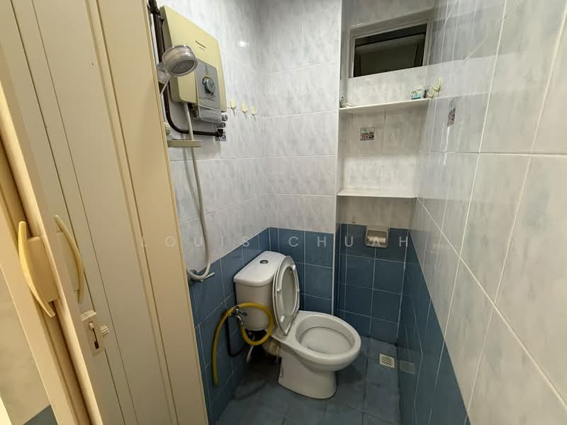 Pangsapuri untuk Disewa di University Place (Plaza Ivory) - Louis Chuah - Bathroom - PropertyGuru.com.my