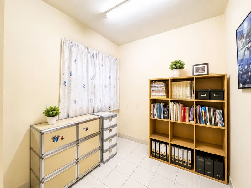 2-storey Terraced House for Sale in Bandar Mahkota Cheras (Cheras) - Stephanie Yong - Study - PropertyGuru.com.my
