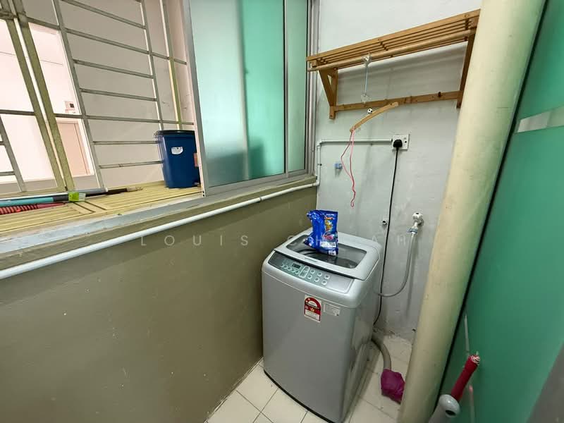 Apartment for Rent at University Place (Plaza Ivory) - Louis Chuah - Balcony - PropertyGuru.com.my