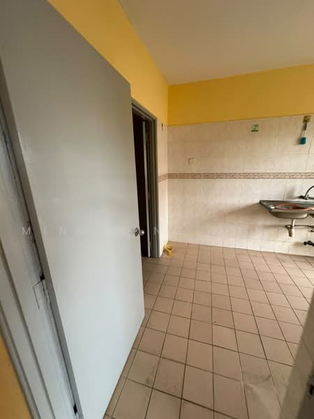 Kondominium untuk Dijual di Venice Hill - Ming Ming Wong - Kitchen - PropertyGuru.com.my