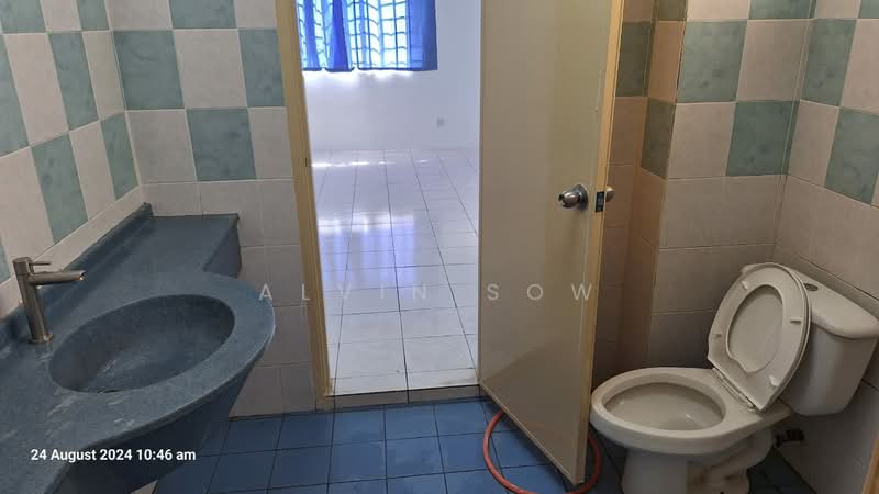 Kondominium untuk Disewa di Platinum Hill PV 3 - Alvin Sow - Bathroom - PropertyGuru.com.my