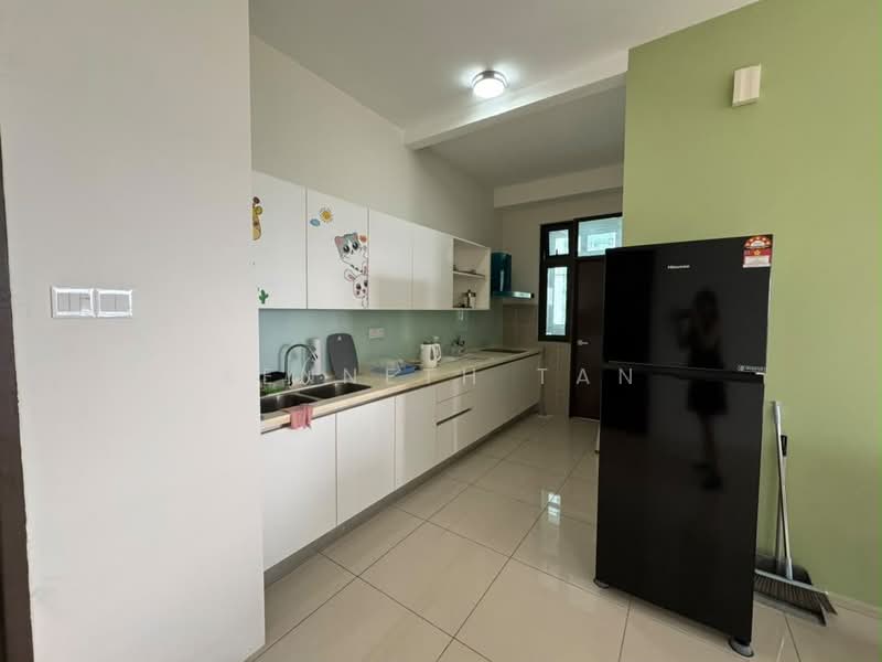Kediaman Servis untuk Disewa di 8Scape Residence @ Sutera - Kenneth Tan - Kitchen - PropertyGuru.com.my