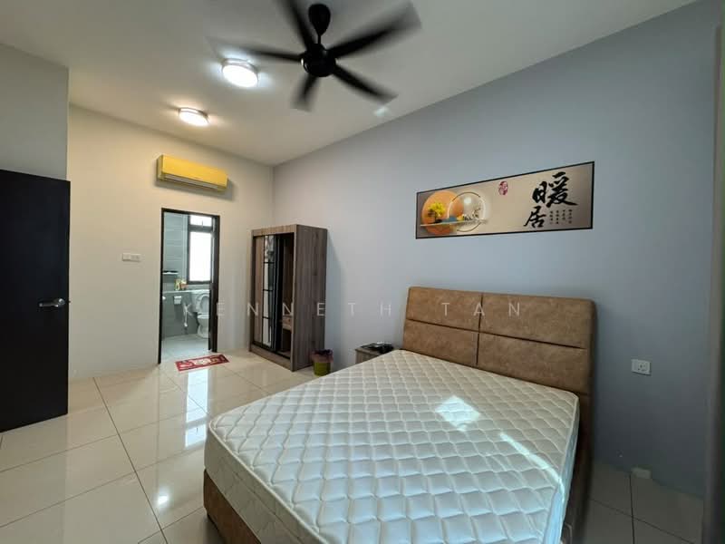 Kediaman Servis untuk Disewa di 8Scape Residence @ Sutera - Kenneth Tan - Bedroom - PropertyGuru.com.my