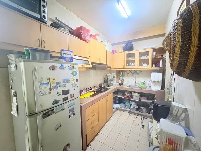 Pangsapuri untuk Dijual di Sri Melor (Mulberry Court) - Deeya Yusof - Kitchen - PropertyGuru.com.my