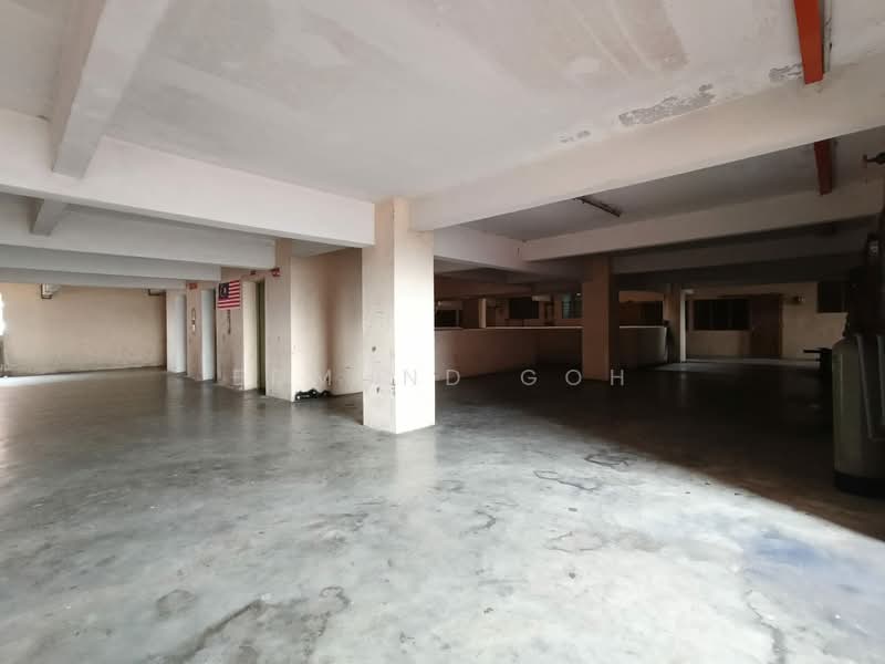 Flat for Rent at Desa Mentari Flat (Block 11) - Edmund Goh - Car Park - PropertyGuru.com.my