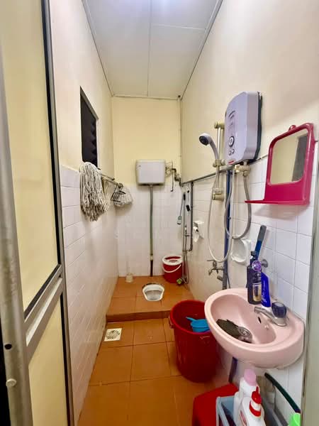 1-storey Terraced House for Sale in Skudai (Johor) - Jason Sim - Bathroom - PropertyGuru.com.my