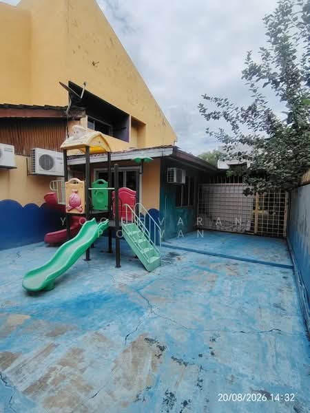Rumah Berkembar untuk Dijual di Taman Sri Andalas (Klang) - Yogesvaran Poovan - Exterior - PropertyGuru.com.my
