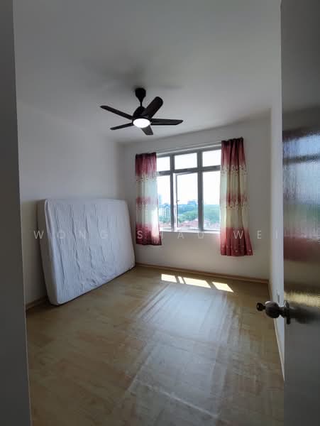 Service Residence for Rent at Larkin Heights - Wong Shau Wei - Bedroom - PropertyGuru.com.my