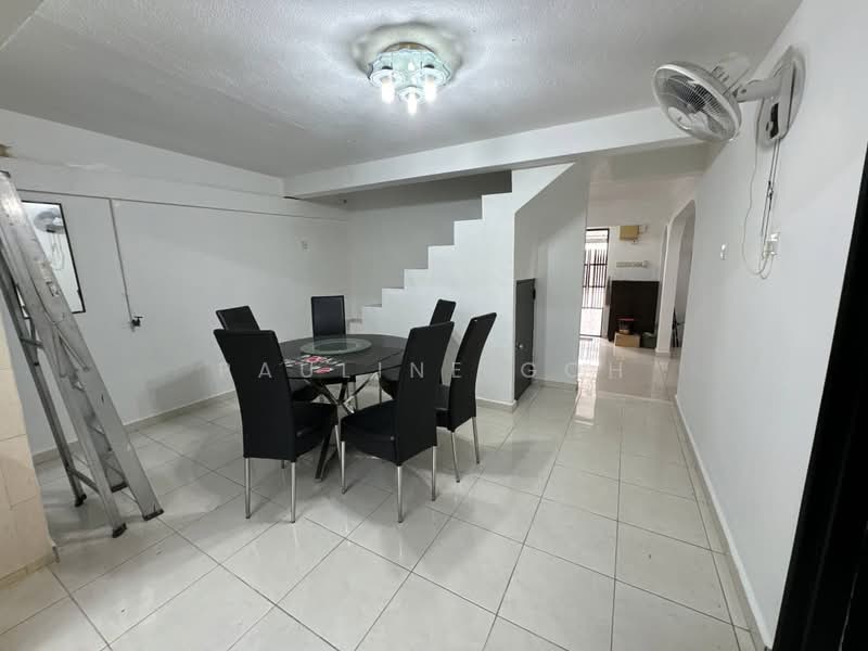 2-storey Terraced House for Sale in Taman Megah Ria (Masai) - Pauline Goh - Dining Room - PropertyGuru.com.my