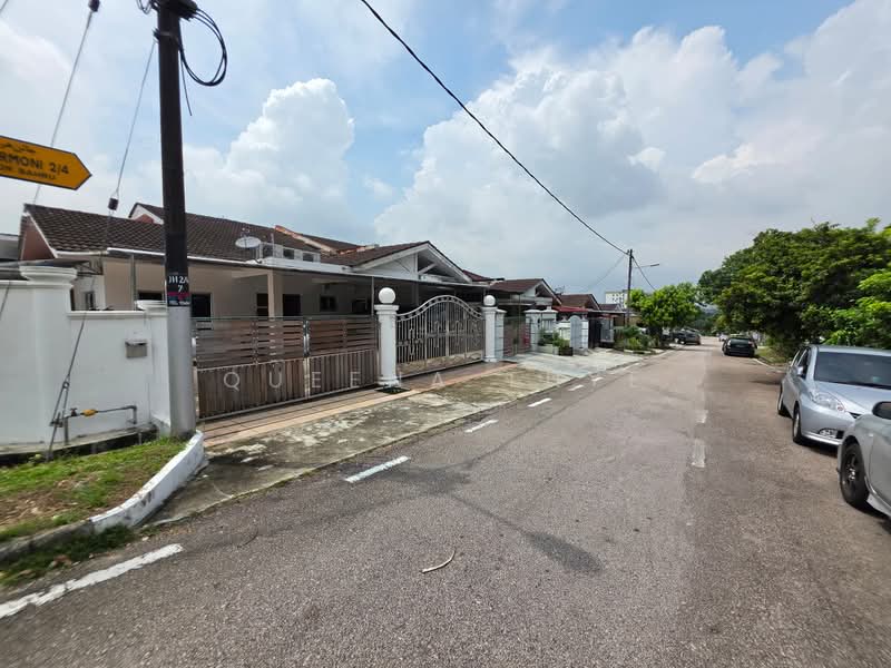 Rumah Teres 2-Tingkat untuk Dijual di Taman Molek (Johor Bahru) - Queena Thye - PropertyGuru.com.my