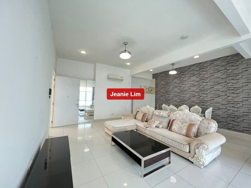 Kondominium untuk Disewa di Ferringhi Residence - Jeanie Lim - Living Room - PropertyGuru.com.my