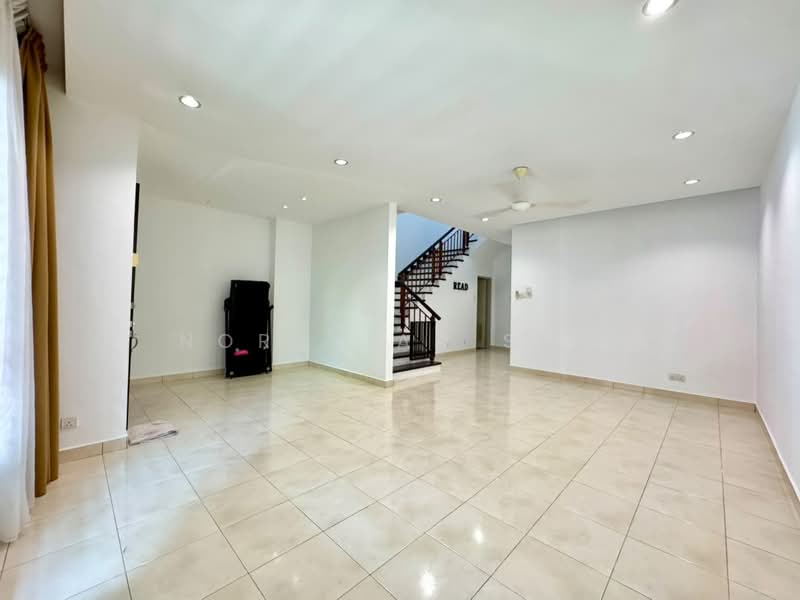 Semi-Detached House for Sale in Alam Sari (Bangi) - Norafian SMH - Living Room - PropertyGuru.com.my