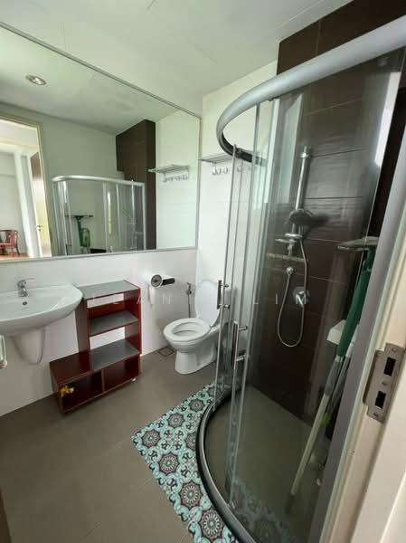 Condominium for Rent at Bayu Ferringhi Condominiums - Jeanie Lim - Bathroom - PropertyGuru.com.my