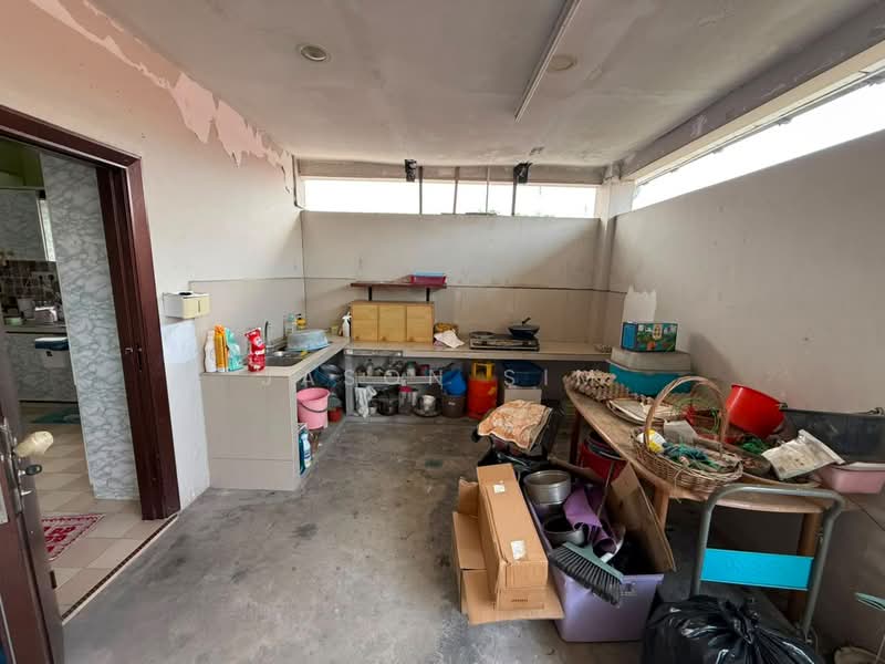 Semi-Detached House for Sale in Skudai (Johor) - Jason Sim - Kitchen - PropertyGuru.com.my