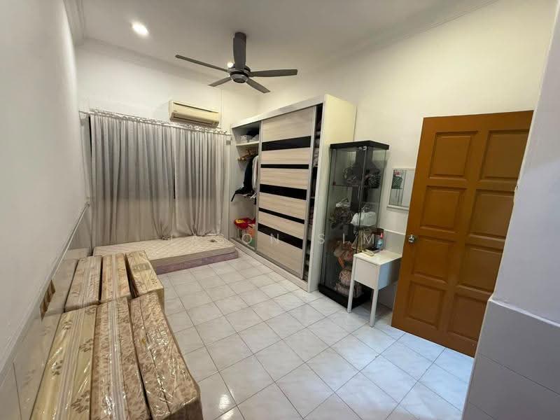 Semi-Detached House for Sale in Skudai (Johor) - Jason Sim - Bedroom - PropertyGuru.com.my