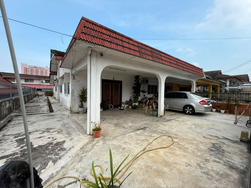 Semi-Detached House for Sale in Skudai (Johor) - Jason Sim - Exterior - PropertyGuru.com.my