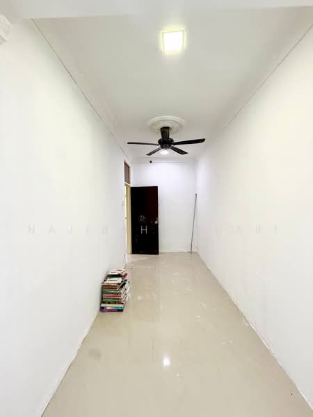 Rumah Teres 1-Tingkat untuk Dijual di Taman Semenyih Indah (Semenyih) - Najibah Sahari - PropertyGuru.com.my