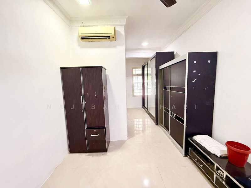 Rumah Teres 1-Tingkat untuk Dijual di Taman Semenyih Indah (Semenyih) - Najibah Sahari - PropertyGuru.com.my