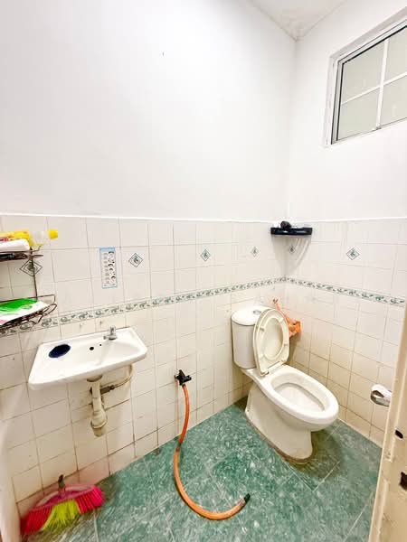 Rumah Teres 1-Tingkat untuk Dijual di Taman Semenyih Indah (Semenyih) - Najibah Sahari - PropertyGuru.com.my