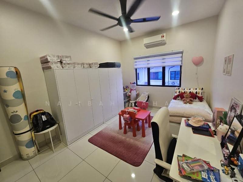 Rumah Teres 2-Tingkat untuk Dijual di Alam Sari (Bangi) - Najibah Sahari - PropertyGuru.com.my