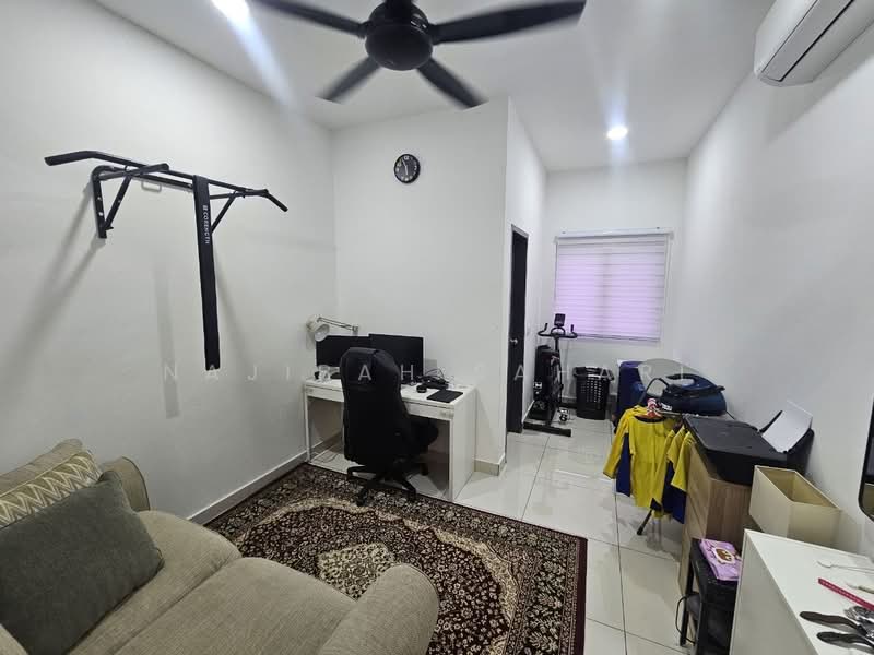 Rumah Teres 2-Tingkat untuk Dijual di Alam Sari (Bangi) - Najibah Sahari - PropertyGuru.com.my