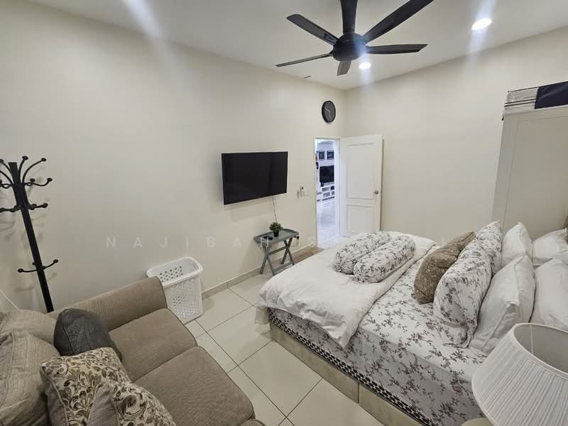 Rumah Teres 2-Tingkat untuk Dijual di Alam Sari (Bangi) - Najibah Sahari - PropertyGuru.com.my