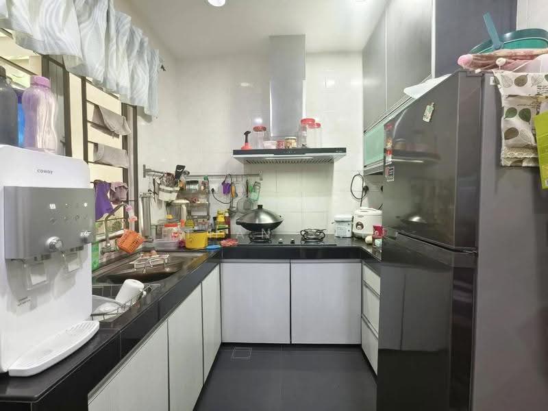 Townhouse for Sale in Batu Caves (Selangor) - Ethan Swe - Kitchen - PropertyGuru.com.my