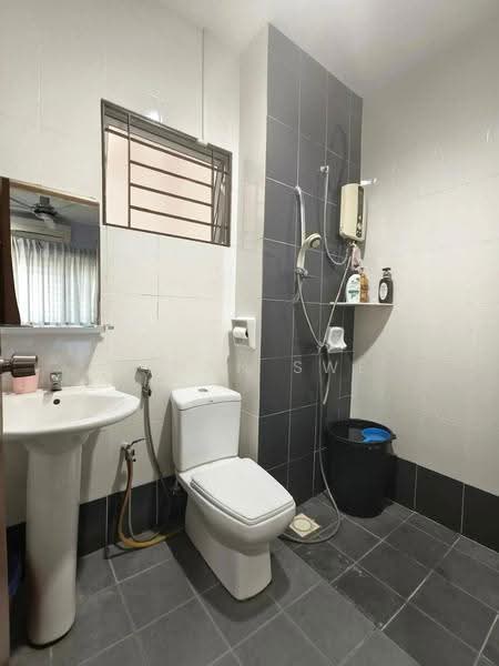 Townhouse for Sale in Batu Caves (Selangor) - Ethan Swe - Bathroom - PropertyGuru.com.my
