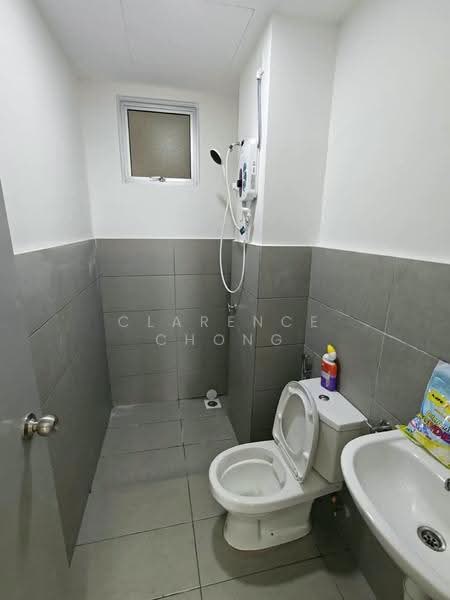 Kediaman Servis untuk Disewa di Prestige Residence - Clarence Chong - Bathroom - PropertyGuru.com.my