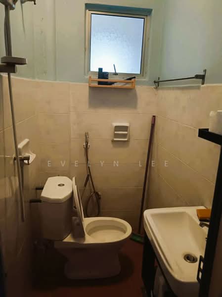2.5-storey Terraced House for Sale in Taman Sri Gombak (Gombak) - Evelyn Lee - Bathroom - PropertyGuru.com.my