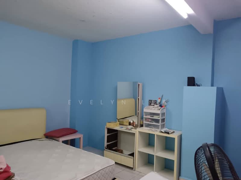 2.5-storey Terraced House for Sale in Taman Sri Gombak (Gombak) - Evelyn Lee - Bedroom - PropertyGuru.com.my