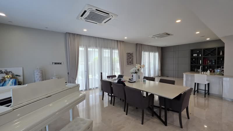 Bungalow House untuk Dijual di Kota Kemuning (Shah Alam) - J J - Dining Room - PropertyGuru.com.my
