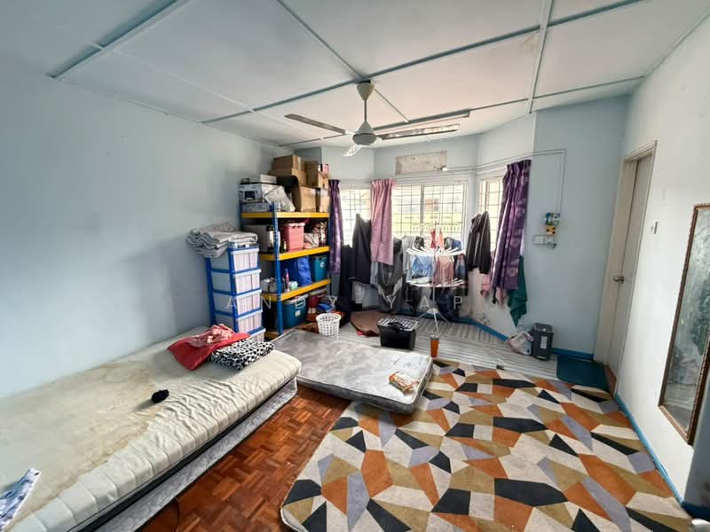 Terraced House for Sale in Bandar Country Homes (Rawang) - Andy Yap - Bedroom - PropertyGuru.com.my