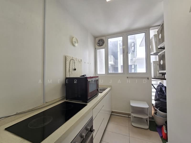 Service Residence for Rent at Medalla @ Oasis Corporate Park - Ameer Mujahid - Kitchen - PropertyGuru.com.my