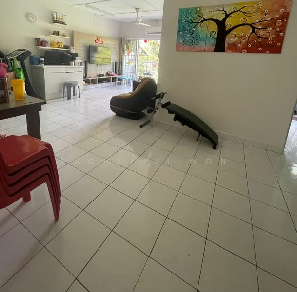 Pangsapuri untuk Dijual di Jasmine Court - Rachel Ji Won - Living Room - PropertyGuru.com.my