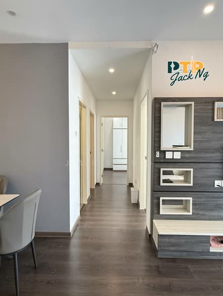 Kondominium untuk Disewa di Residensi Damai (Signature Three) - Jack Ng - Corridor - PropertyGuru.com.my