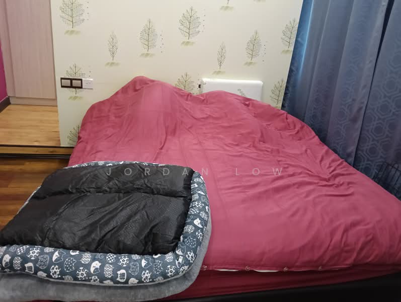 Service Residence for Sale at Skypod Residence - Jordan Low - Bedroom - PropertyGuru.com.my