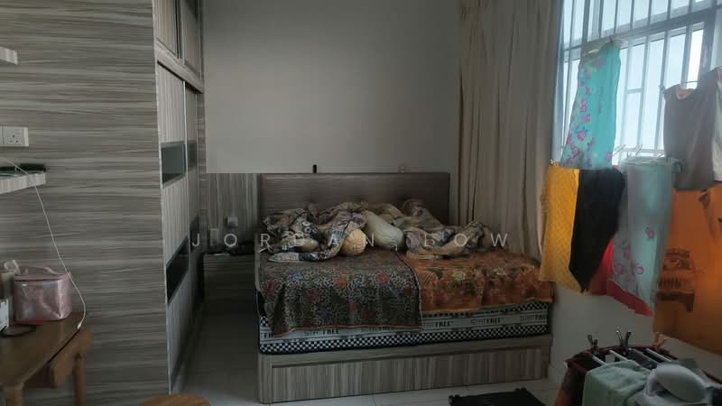 Service Residence for Sale at Skypod Residence - Jordan Low - Bedroom - PropertyGuru.com.my