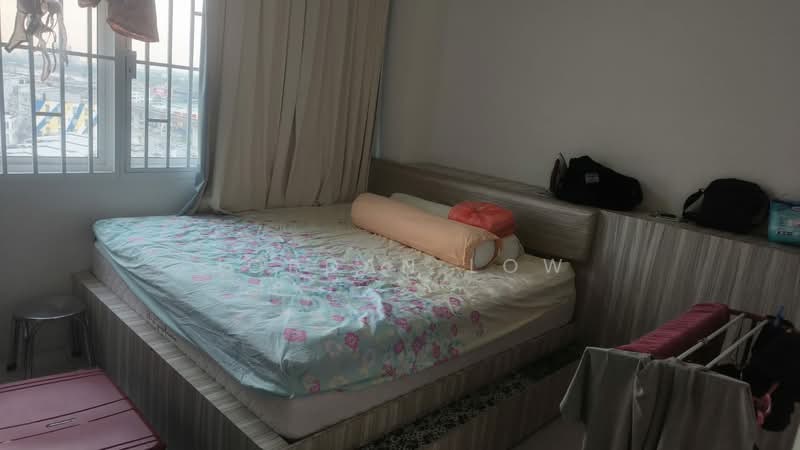 Service Residence for Sale at Skypod Residence - Jordan Low - Bedroom - PropertyGuru.com.my