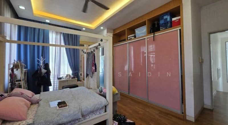 Bungalow House untuk Dijual di Laman Seri (Shah Alam) - Shiqin Saidin - Bedroom - PropertyGuru.com.my